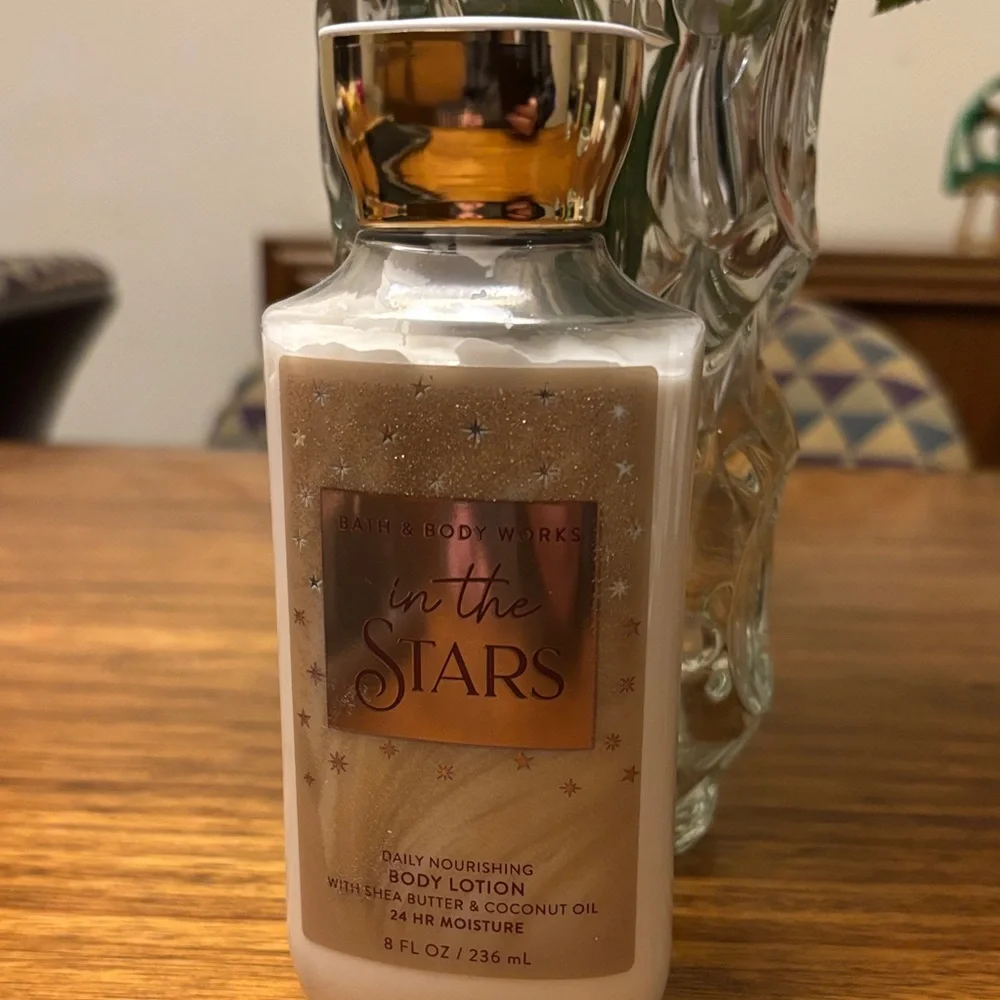 Bath & Body Works In‎ The Stars Nourishing Lotion